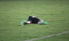 佩斯卡拉主场逐渐变成噩梦，多次失利令球队备受压力，佩斯卡拉球迷冲突