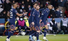 九游娱乐馆-甘冈客场不敌对手，遭遇连败