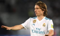 九游娱乐网址-皇马遭遇三连败，积分榜排名继续下滑的简单介绍