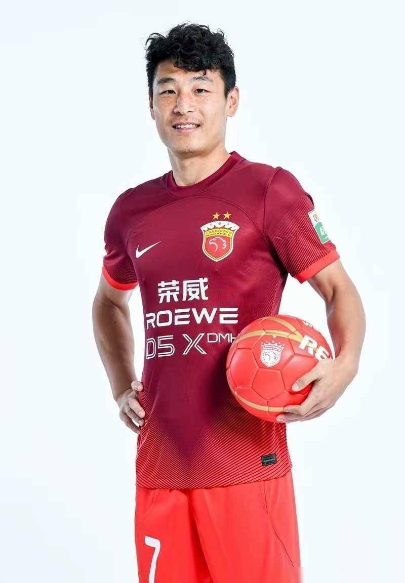 上海海港在中超中打出破门，被誉为教练席炸锅