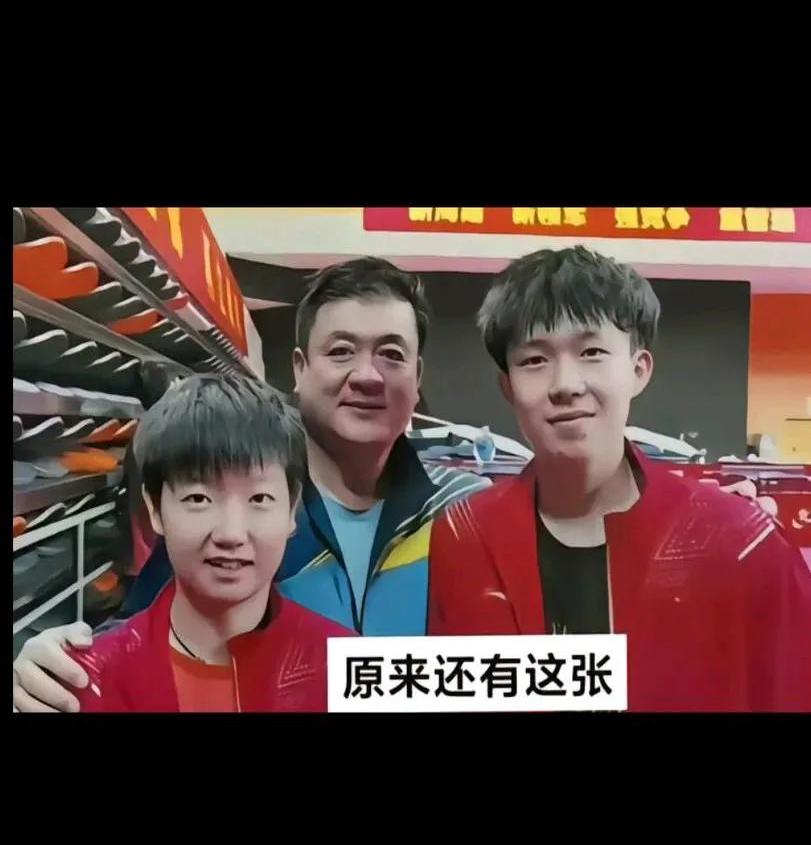 青年锦标赛半决赛进入白热化，球员斗志昂扬的简单介绍