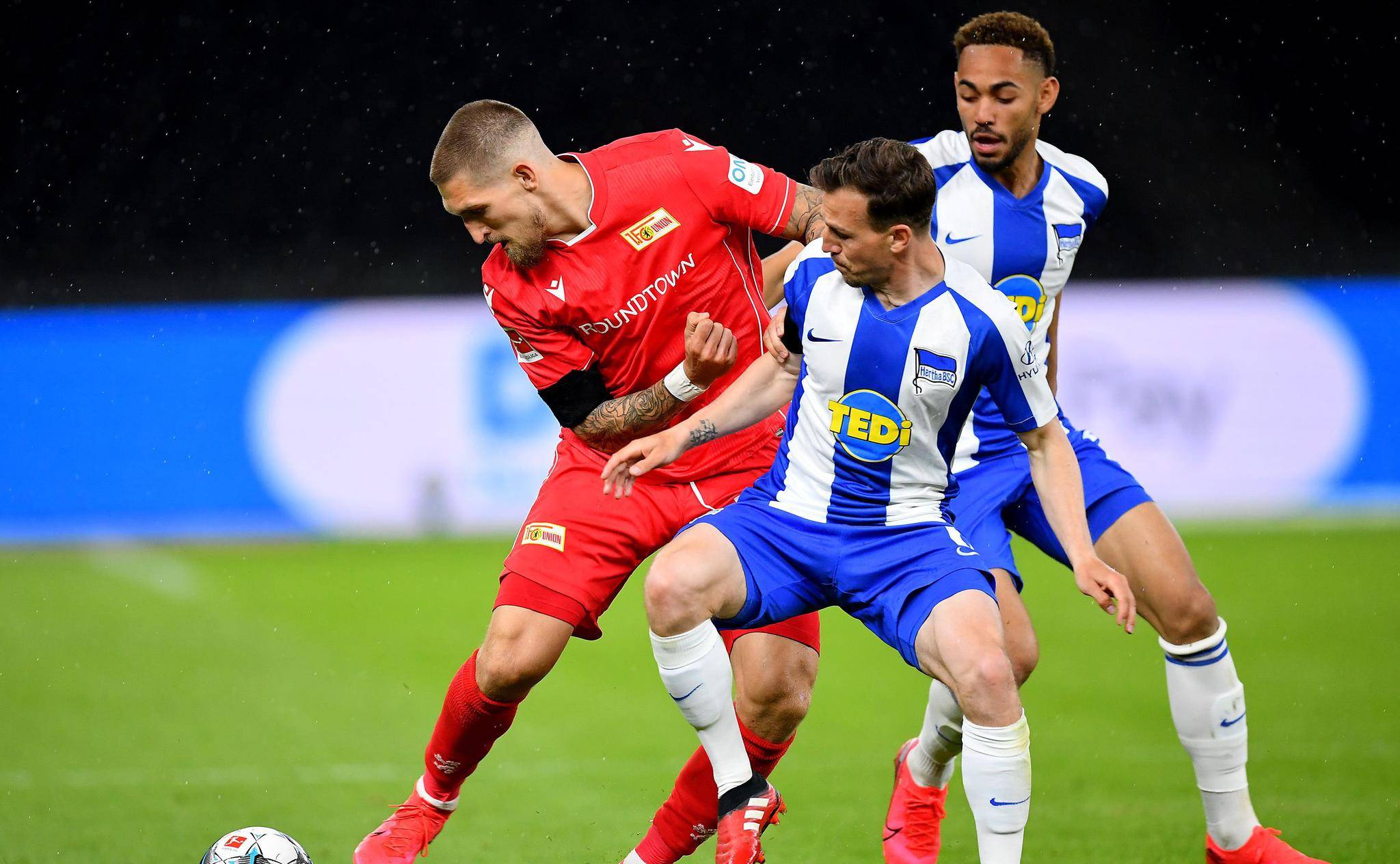 斯图加特主场力挽狂澜，击败柏林赫塔