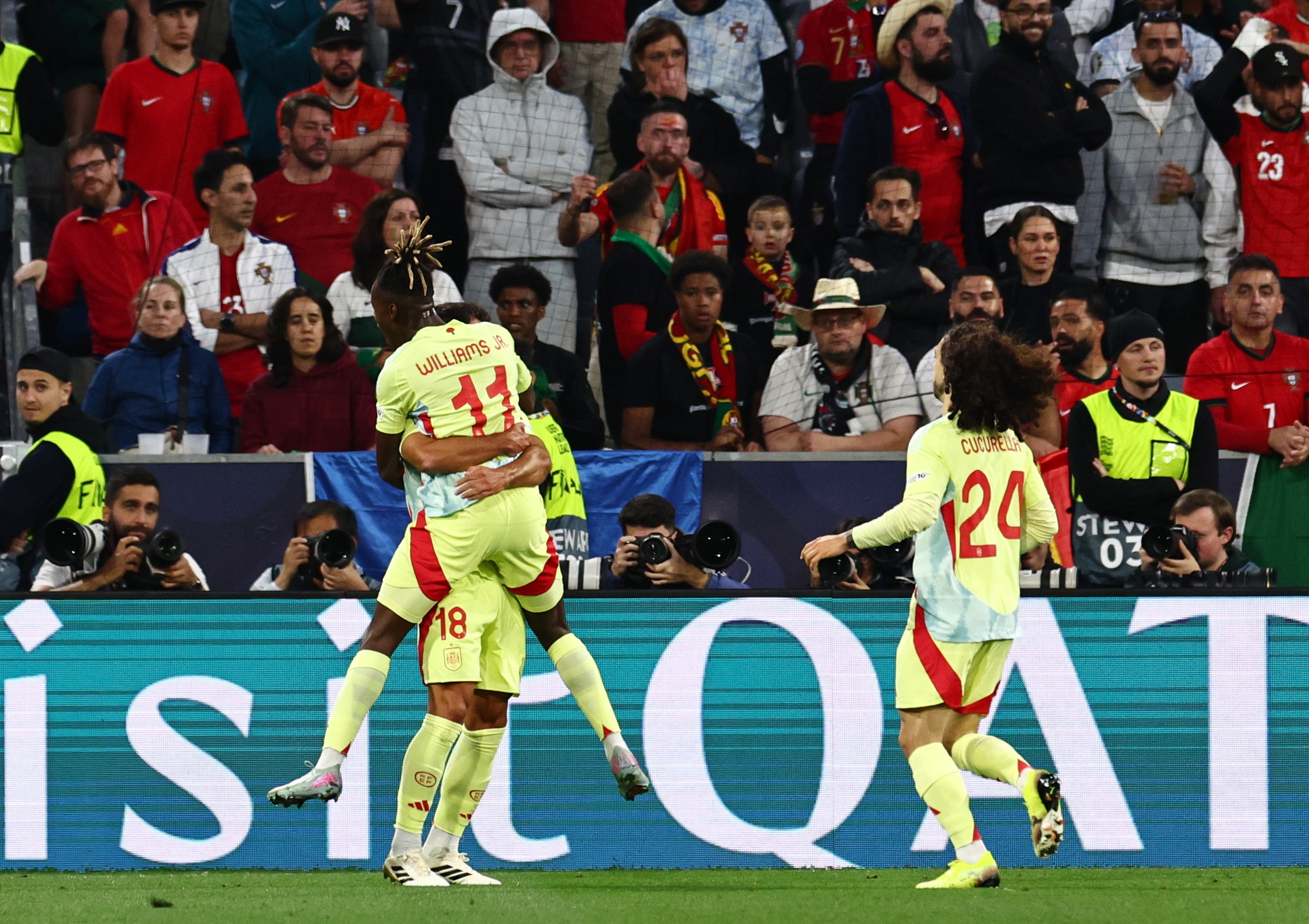 波兰胜葡萄牙，提前锁定欧预赛出线资格的简单介绍