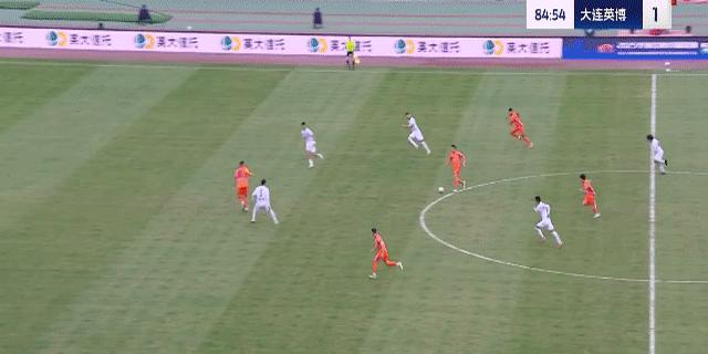 关于大连队在主场击败山西，破解对手防守的信息