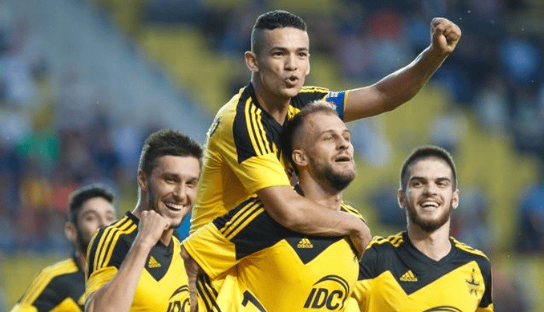 包含摩尔多瓦队团结一心，展现强大战力的词条