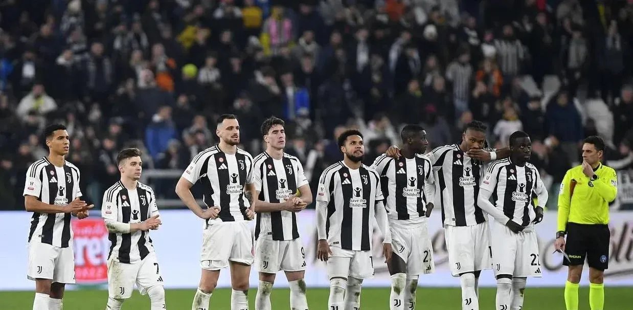 包含尤文图斯连续3轮不胜，排名骤降到第六位的词条