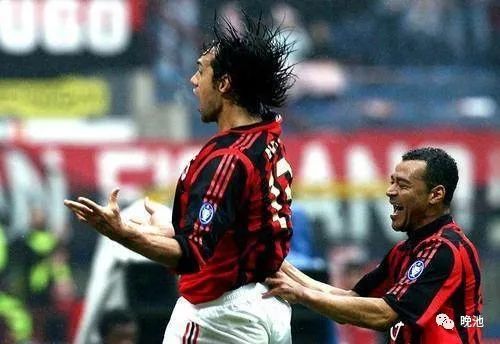 关于AC米兰击败切沃，继续领跑积分榜的信息
