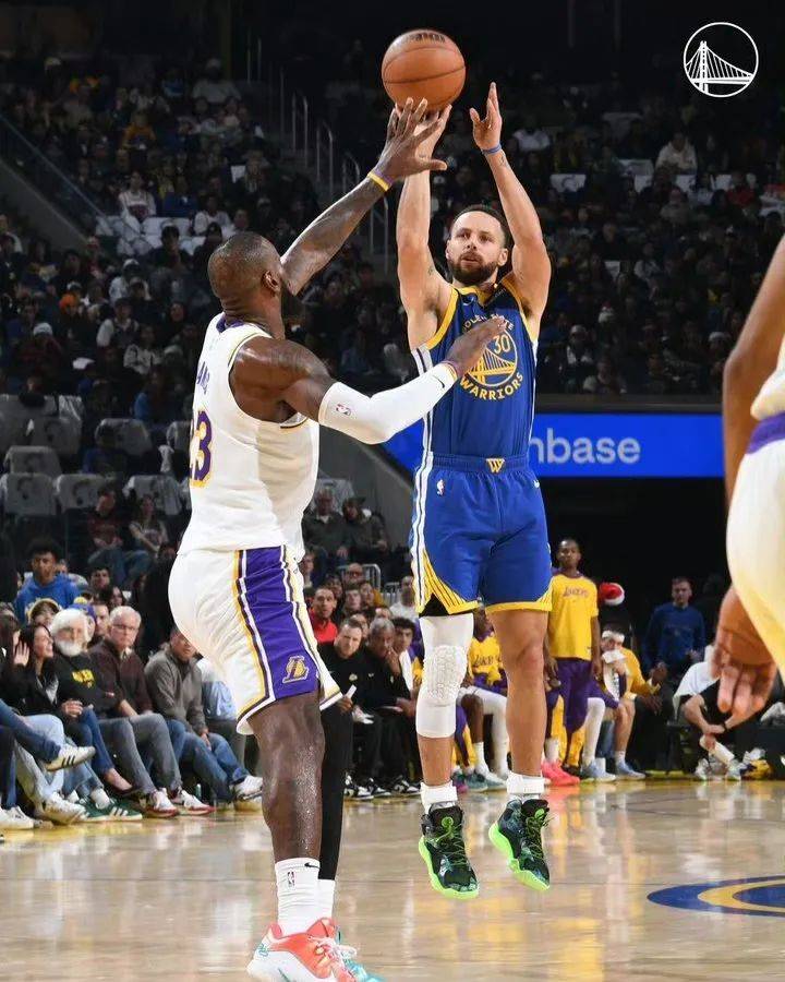 勇士不敌湖人，遭遇四连败