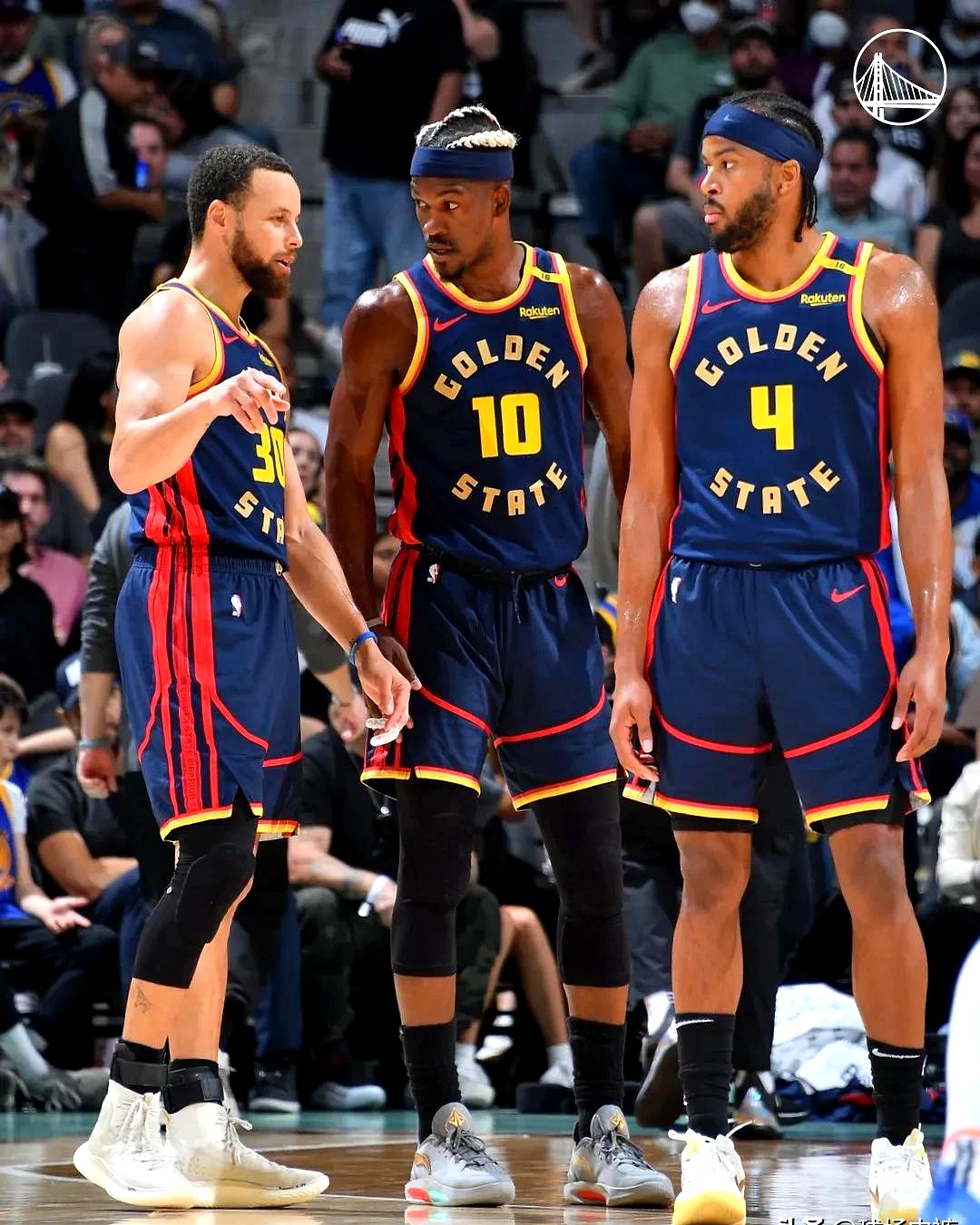 勇士主场大胜马刺,连胜场次达到五场 勇士主场大胜马刺,连胜场次达到五场