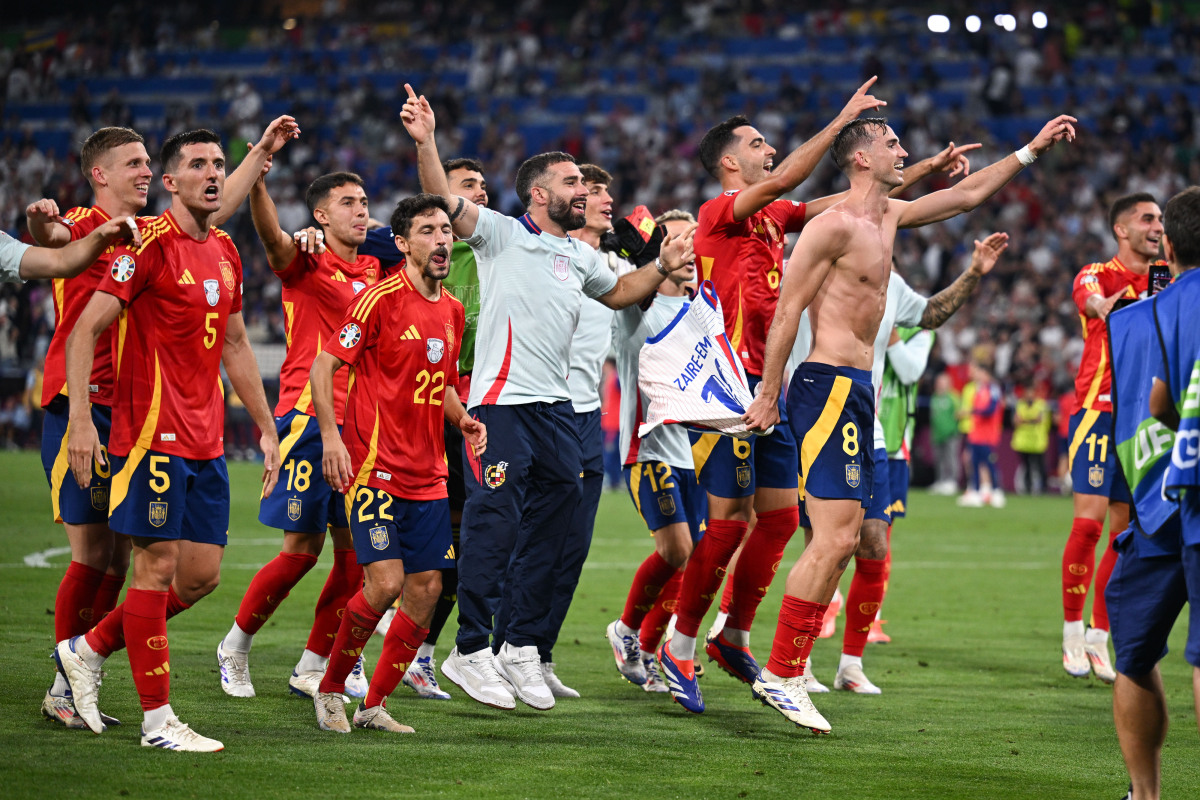 关于哥伦比亚队获胜,晋级欧洲杯四分之一决赛!的信息 关于哥伦比亚队获胜,晋级欧洲杯四分之一决赛!的信息