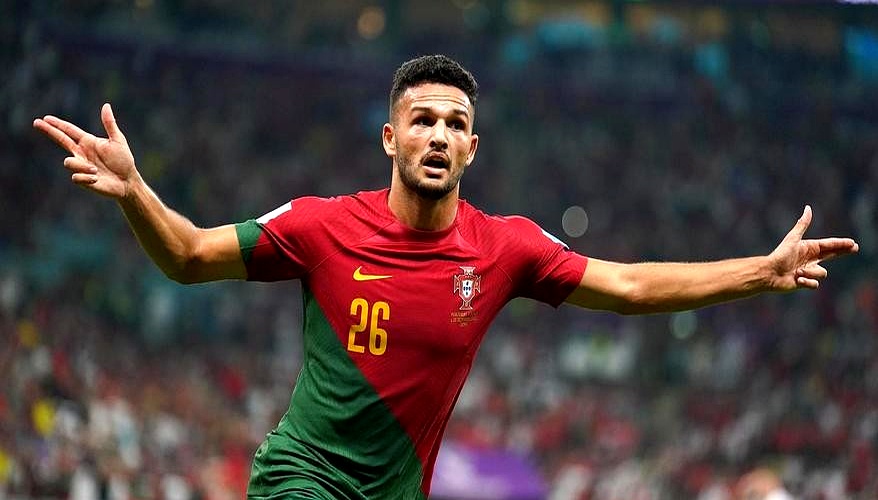 AC米兰计划引进世界级前锋，引期待的简单介绍